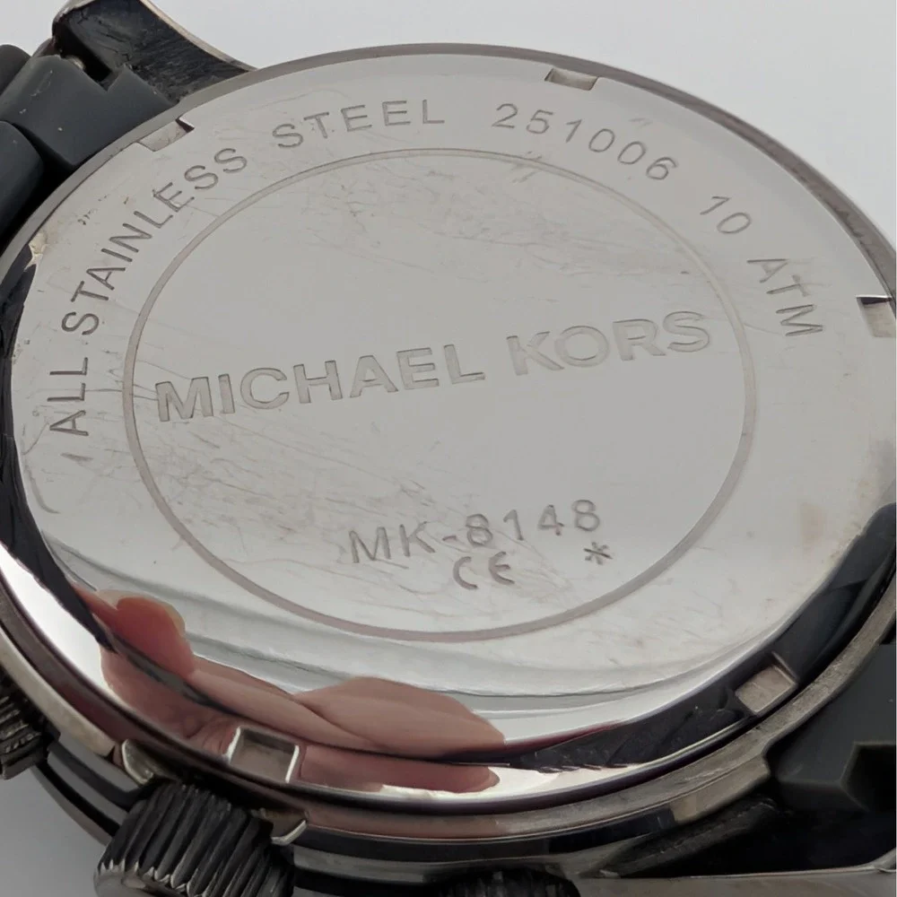 Michael Kors Runway MK-8148 Chronograph Watch Black Rubber 45mm Date 7.5